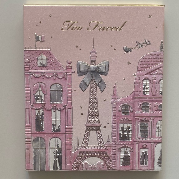 NWOT Too Faced Limited Edition Christmas in Paris Eyeshadow Palette - Picture 2 of 8